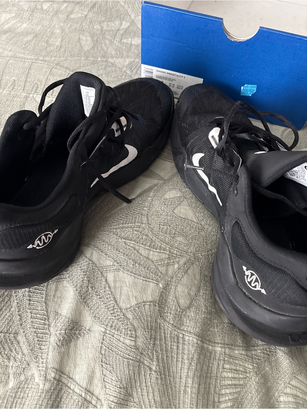 Nike Men's Black Athletic Sneakers - Picture 2 of 8